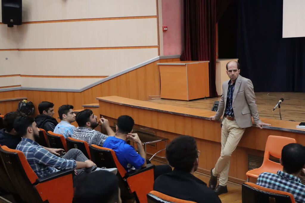 بازدید دانشجویان دانشگاه فرهنگیان ساری از کانون پرورش فکری مازندران