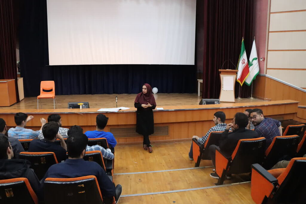 بازدید دانشجویان دانشگاه فرهنگیان ساری از کانون پرورش فکری مازندران