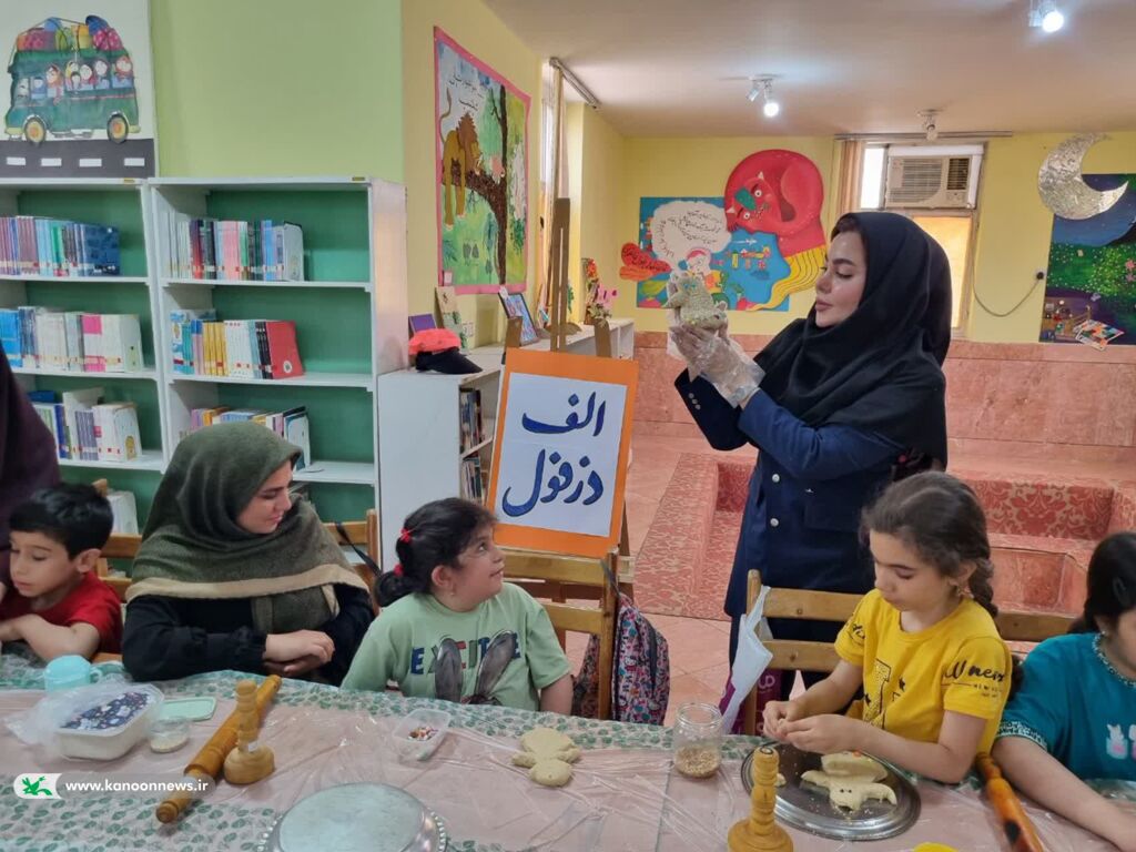 1303389-1 همآوایی هنر و حماسه در ویژهبرنامه روز مقاومت و پایداری و روز دزفول