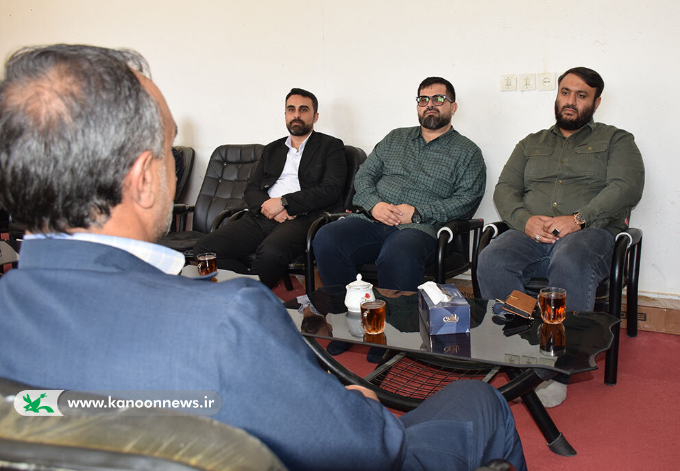 1303871-1 هم افزایی کانون لرستان و بسیج دانشآموزی برای تربیت نسل فردا