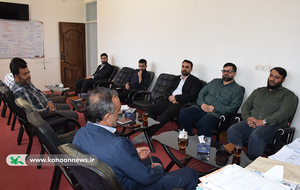 نشست مدیرکل کانون لرستان با رییس سازمان بسیج فرهنگیان نشست مدیرکل کانون لرستان با رییس سازمان بسیج فرهنگیان