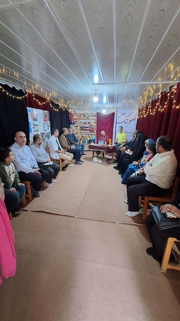 حمایت کانون گلستان از فعالان حوزه کودک/موسسه نمایشی کودکان خلاق صورتک گشایش یافت