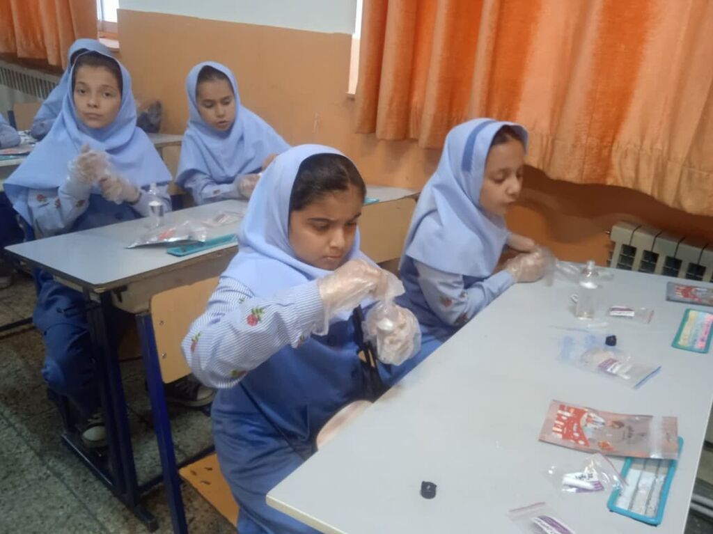 1304298-1 شگفتانههای علمی با رصدخانه کانون خراسان رضوی