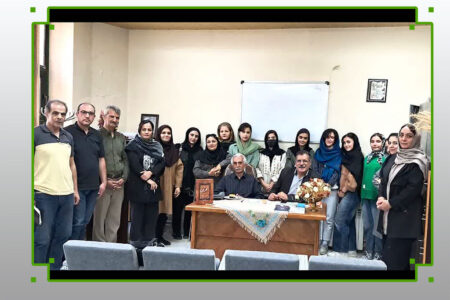 اعضای کتاب‌بال کانون بروجن، گلستان‌خوانی کردند