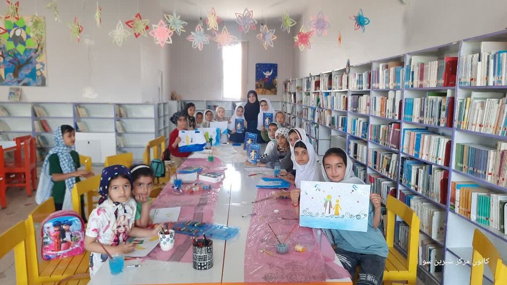 1304413-1 جشن عروسانه در مراکز فرهنگی- هنری همدان برگزار شد