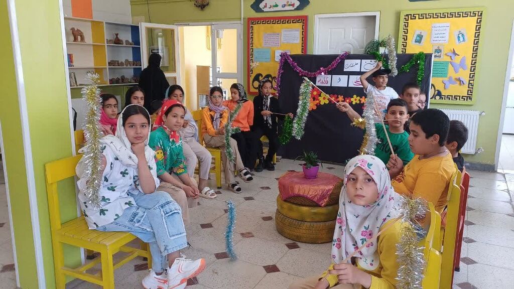 1304419-1 جشن عروسانه در مراکز فرهنگی- هنری همدان برگزار شد