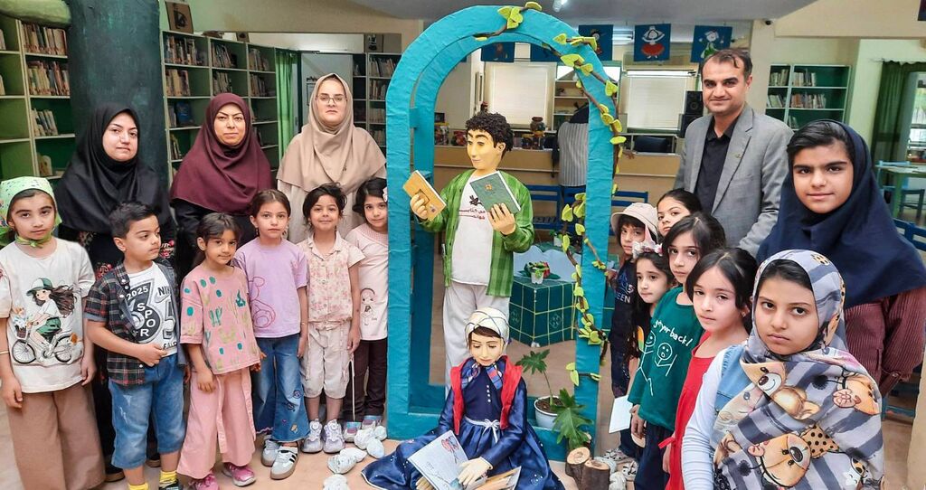 1304522 بازدید میدانی معاون فرهنگی و مدیر پروژه اوقات فراغت کانون فارس از مراکز فرهنگیهنری جنوب استان