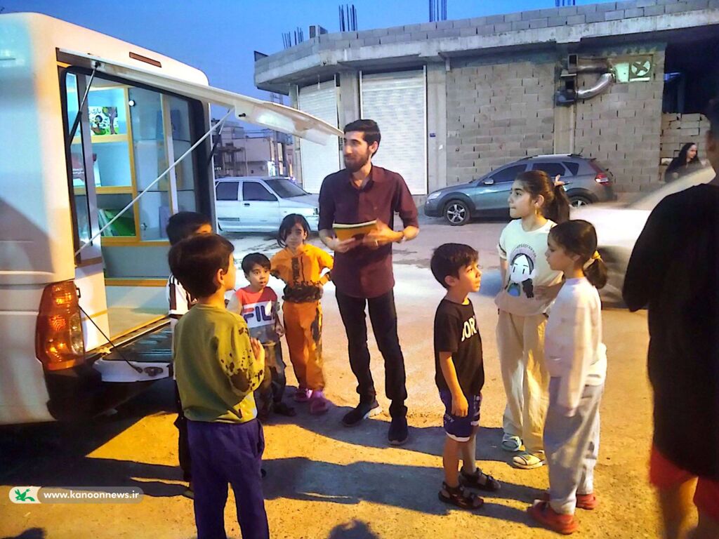 1304581-1 کارگاه «والدین آگاه، فرزندانی امن» در محلات جنوبی بوشهر برگزار شد