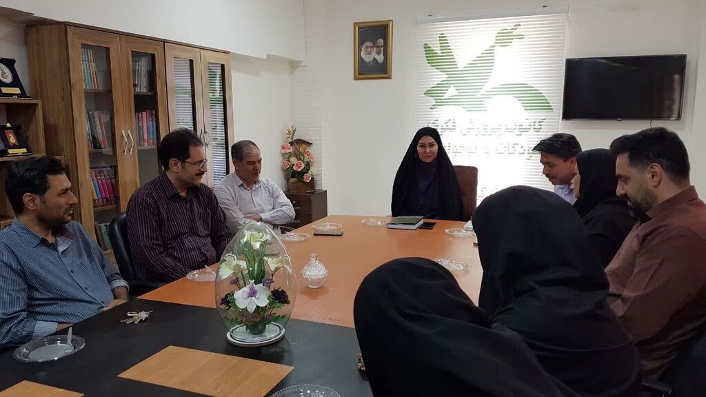 1304840-1 کارکنان ستاد کانون کرمانشاه انتصاب شایسته سرپرست استان را تبریک گفتند