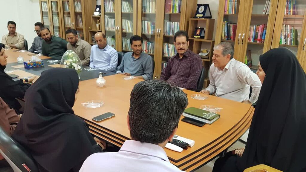 1304841-1 کارکنان ستاد کانون کرمانشاه انتصاب شایسته سرپرست استان را تبریک گفتند