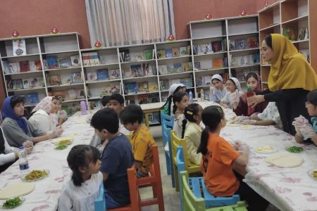 پرورش مهارت‌های زندگی در کارگاه «پیتزا بپز، ریتم بساز، بازی کن» در مرکز شماره یک بندرعباس
