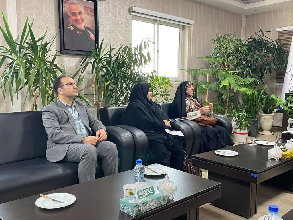 دیدار سرپرست کانون استان تهران با فرماندار رباط‌کریم