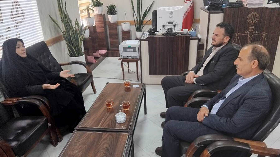 مدیرکل کانون استان اردبیل برای گسترش فعالیت‌های فرهنگی با مسئولان بخش جعفرآباد مغان دیدار کرد