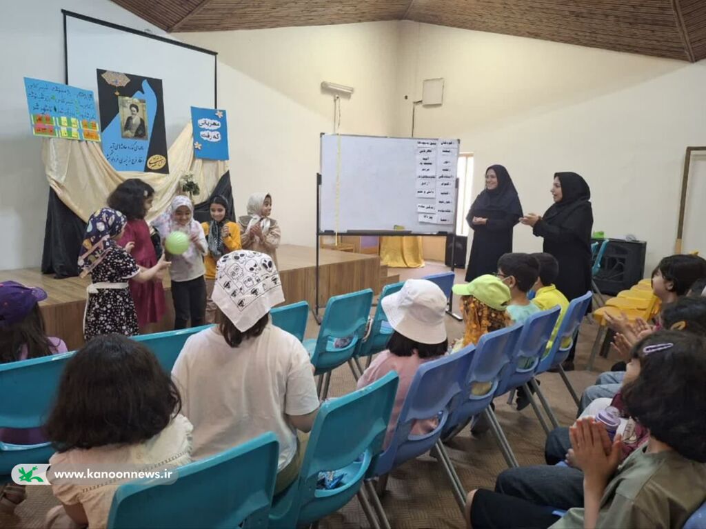 1305666-1 ویژه برنامه مراکز کانون به مناسبت سالگرد ارتحال ملکوتی امام خمینی(ره)