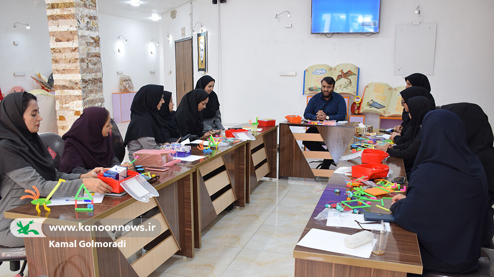 کارگاه آموزش رباتیک در کانون لرستان