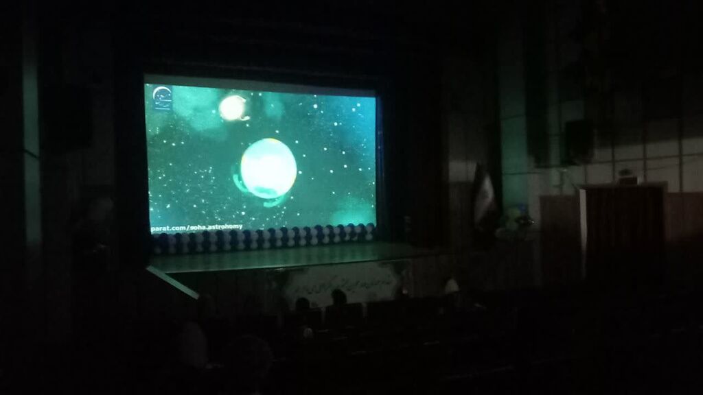 1305764-1 استقبال خانوادهها از اردوهای نجومی کانون البرز