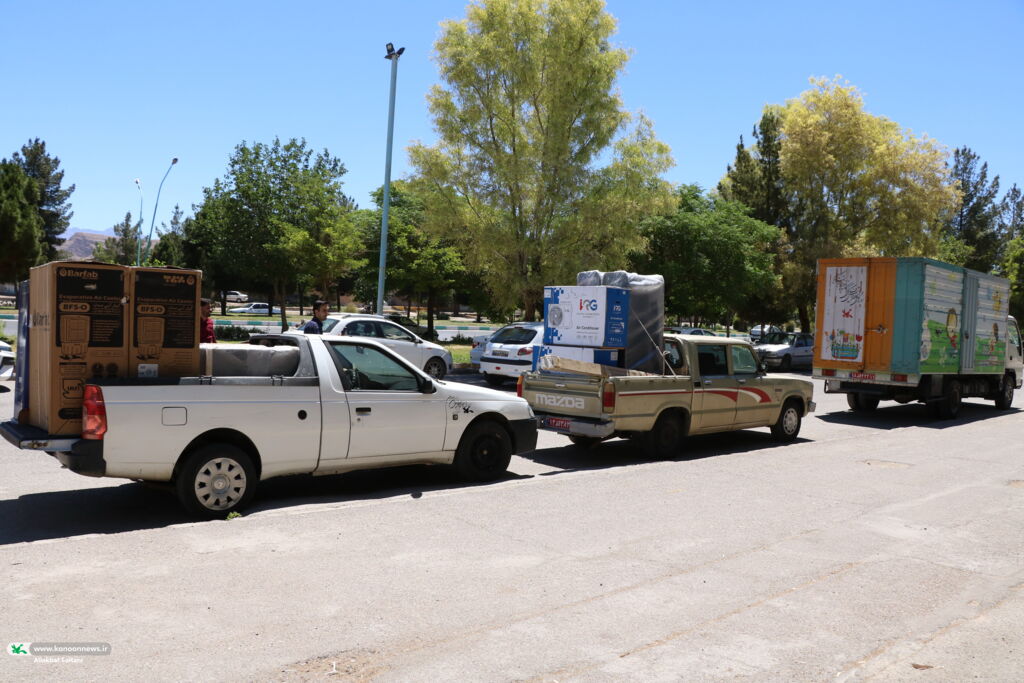 1305823-1 هدیه ۲۰ میلیارد تومانی مدیرعامل کانون به مراکز کمتر برخوردار کرمان