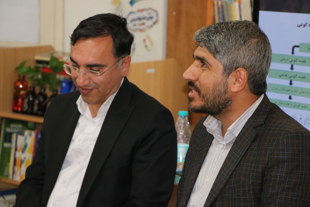 1306114-1 تأکید بر مردمیسازی هنر قصهگویی و تعامل فرهنگی