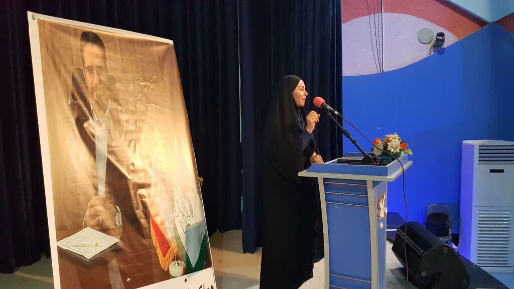 1306429-1 قدردانی کارکنان، والدین و اعضای کانون کرمانشاه از محمد خیاطزنجانی