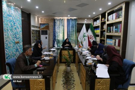 نشست شورای فرهنگی کانون استان بوشهر با دستور کار کارگاه های تابستانه