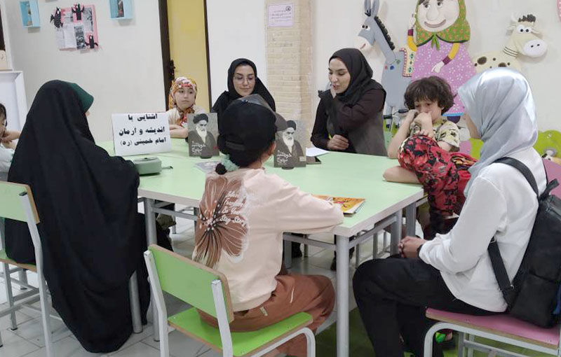 سالروز رحلت امام خمینی (ره) و قیام ۱۵ خرداد در مراکز کانون استان اردبیل گرامی داشته شد