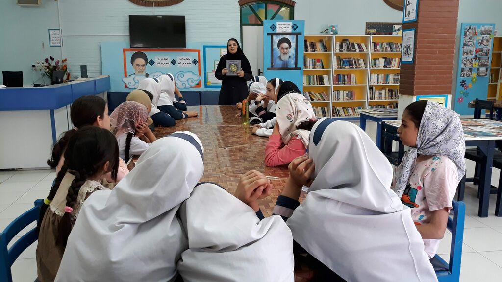 تداوم راه روشن امام در دل نسل آینده