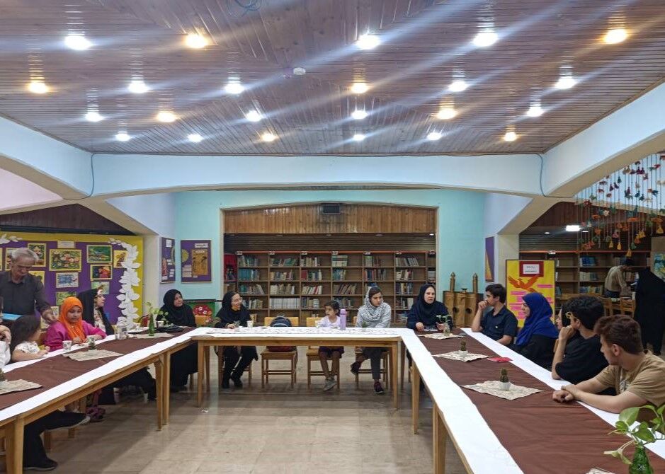 1306735-1 سومین دورهمی قصه گویی استان تهران