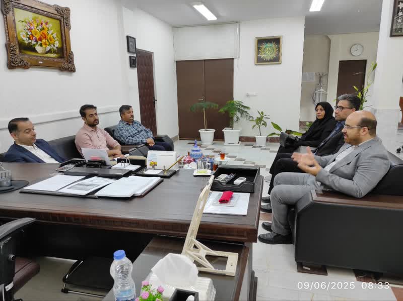 1307063-1 دیدار مدیرکل کانون استان مرکزی با سرپرست سازمان مدیریت و برنامهریزی