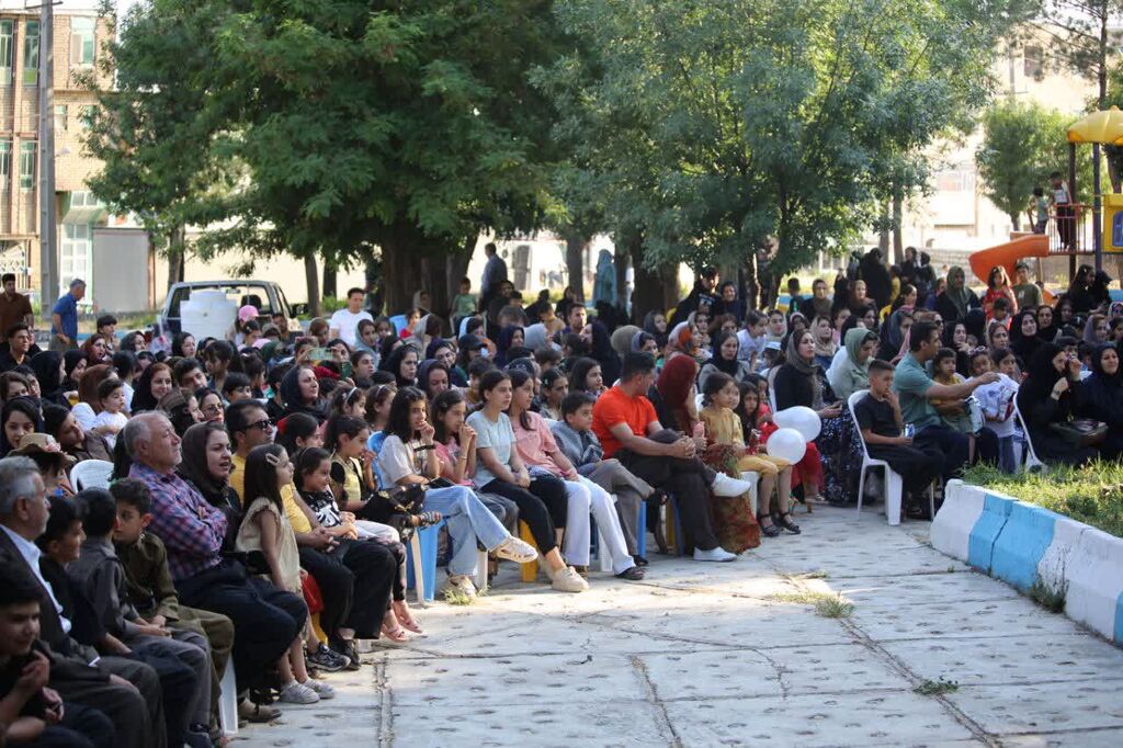 1307235-2 جشن پر شور آغاز فعالیتهای تابستانی در روانسر