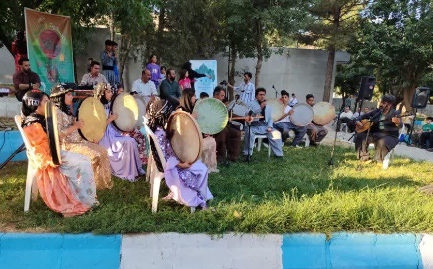 1307255-2 جشن پر شور آغاز فعالیتهای تابستانی در روانسر