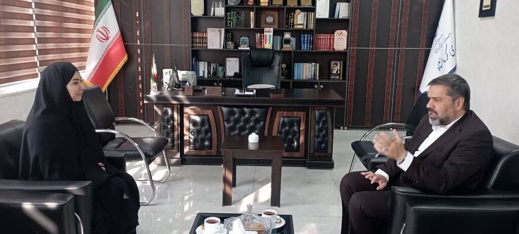 دیدار سرپرست کانون استان با فرماندار شهر کرمانشاه
