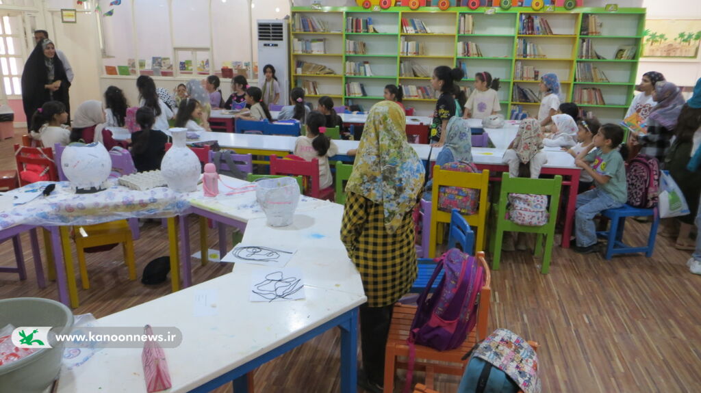 1307841-2 دیدار مدیرکل کانون استان بوشهر با فرماندار دشتستان