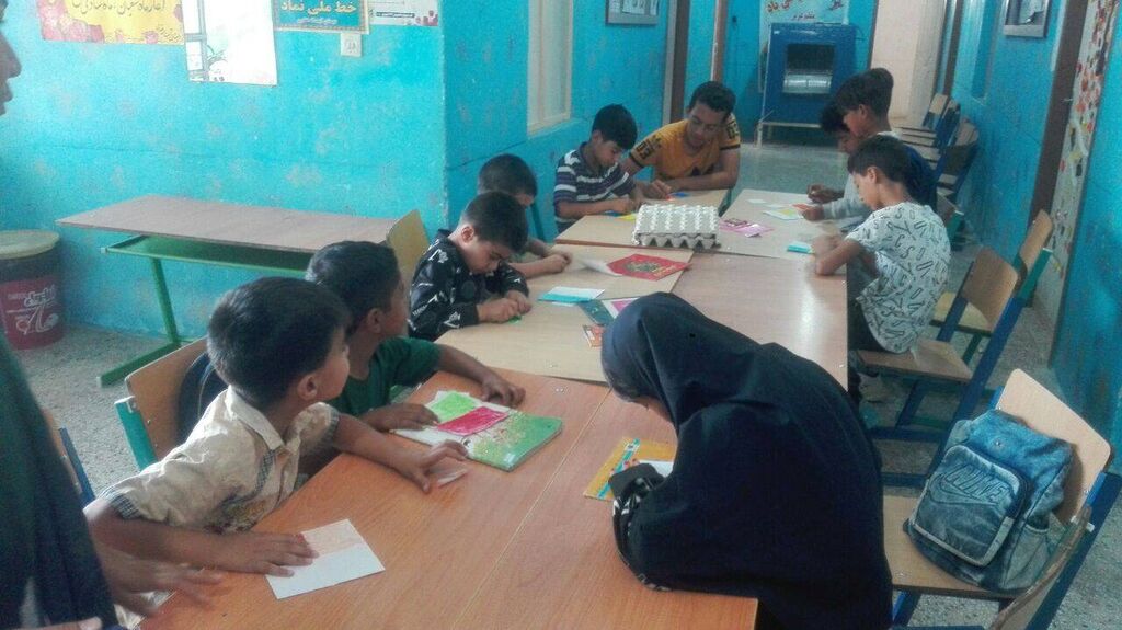 1307943-1 اجرای برنامههای فرهنگی و هنری مرکز سیار جهرم در نقاط محروم