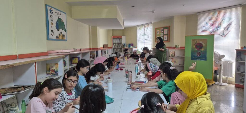 1307986-2 ادامه برنامههای «دهه ولایت» در کانون البرز