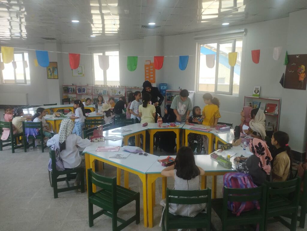 1307992-2 ادامه برنامههای «دهه ولایت» در کانون البرز