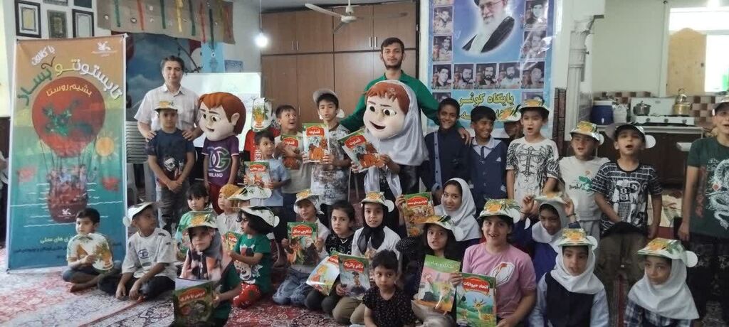 1307994-2 ادامه برنامههای «دهه ولایت» در کانون البرز