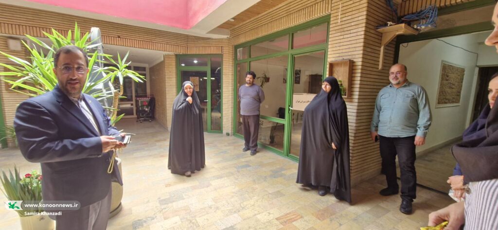 1308016-1 بازدید سرزده حامد علامتی از اداره کل کانون استان تهران