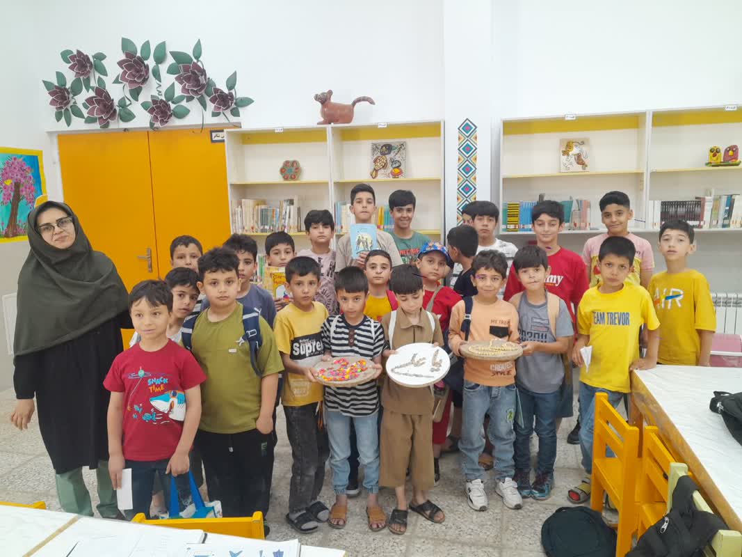 1308028-2 انتقال مفاهیم نهجالبلاغه با زبان هنر در کانون پرورش فکری شهر خمین