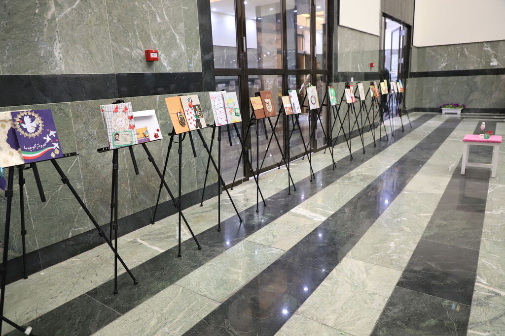 1308039-2 آیین تجلیل از برگزیدگان پویش ملی خط امین در ارومیه