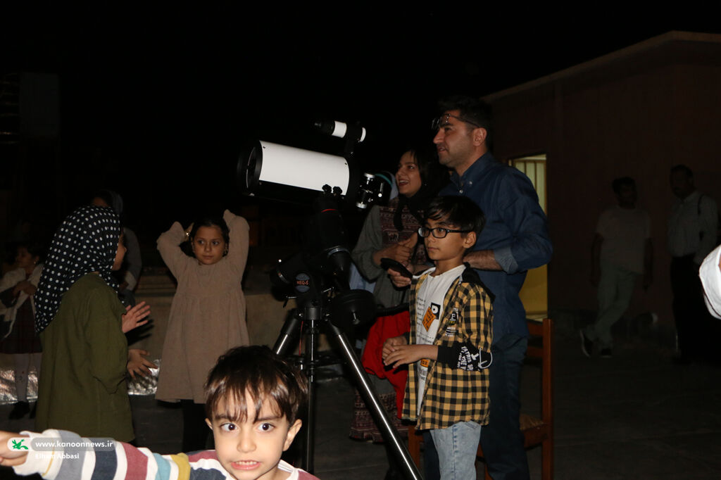 درخشش «ماه کامل» بر فراز کانون سمنان؛ شبی پرستاره برای اعضا و خانواده‌ها