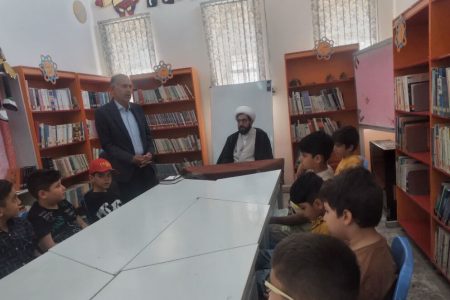 حضور امام جمعه و رئیس ستاد اقامه نماز در جمع اعضای مرکز گیلانغرب