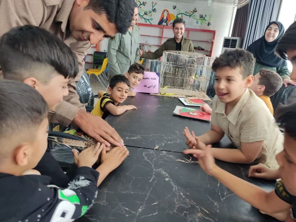 برگزاری آیین ویژه رهاسازی پرندگان در طبیعت ثلاث‌باباجانی