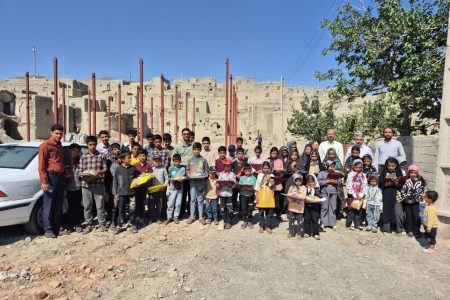 حضور پیک امید در طلوعی متفاوت در بین کودکان مرز نشین