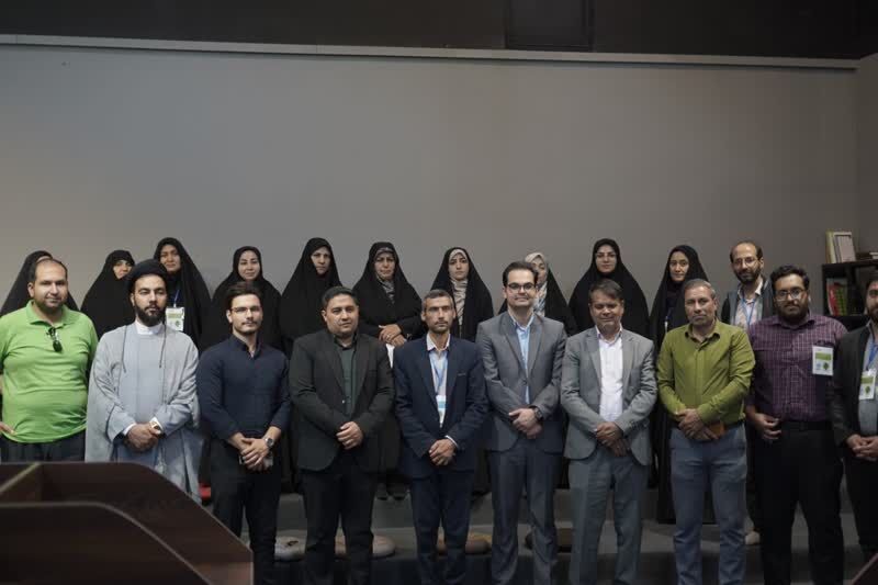 بازدید مدیران کانون‌های فرهنگی، تربیتی آموزش و پرورش از کافه‌بازی و مرکز رشد استعدادهای رسانه کانون