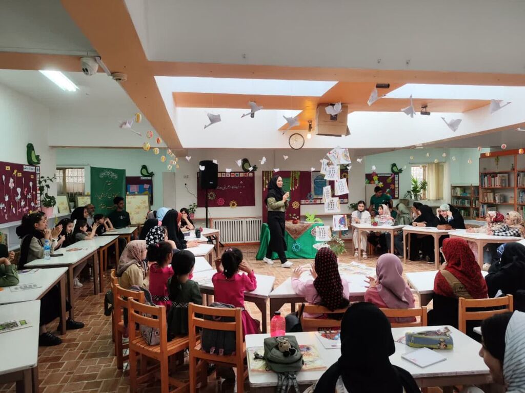 1308806-1 رویداد ادبی «دست در دست آسمان؛ غدیر به روایت من»