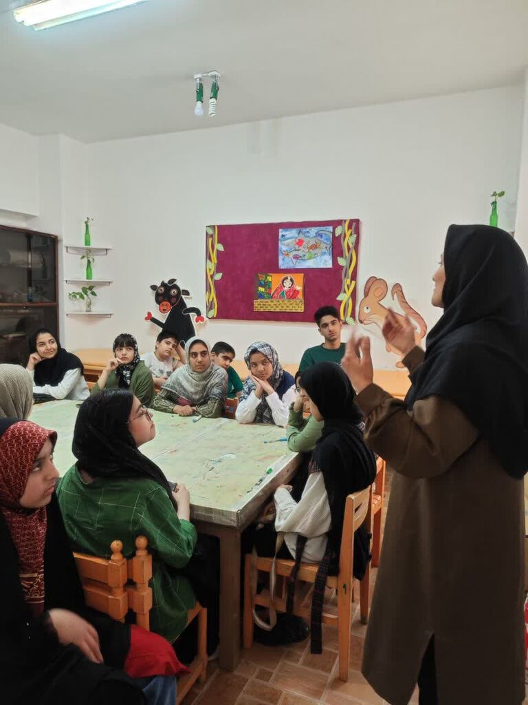 1308809-1 رویداد ادبی «دست در دست آسمان؛ غدیر به روایت من»