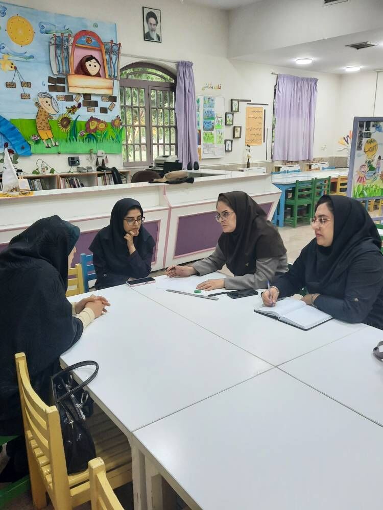 1309038-1 برسی برنامههای تابستان ۱۴۰۴ و تقویت هنرهای تجسمی در کانون فارس