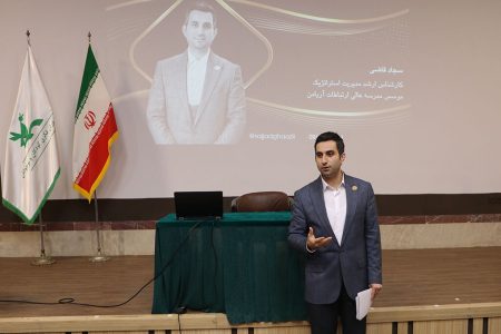 برگزاری کارگاه آموزشی فن‌بیان و سخنوری؛ ویژه‌ مربیان کانون گیلان