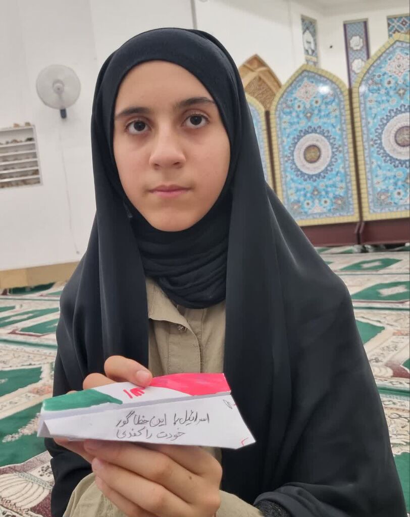 اجرای برنامه‌های مرکز سرپل‌ذهاب در اجتماع مردمی حرم احمدبن اسحاق