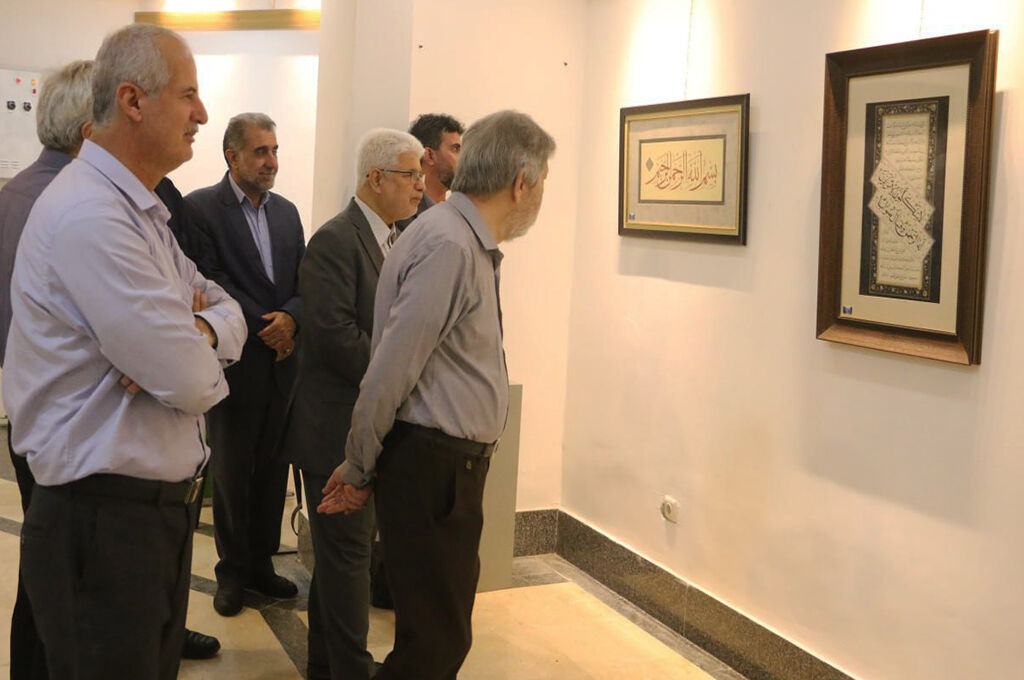 برپایی غرفه کانون گیلان در نمایشگاه هفته قرآن و عترت در رشت